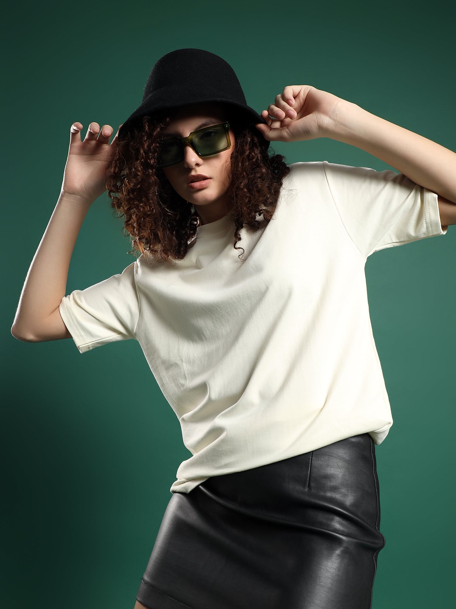 Core Essential unisex  Oversized T-Shirt-Ivory Frost(off white)